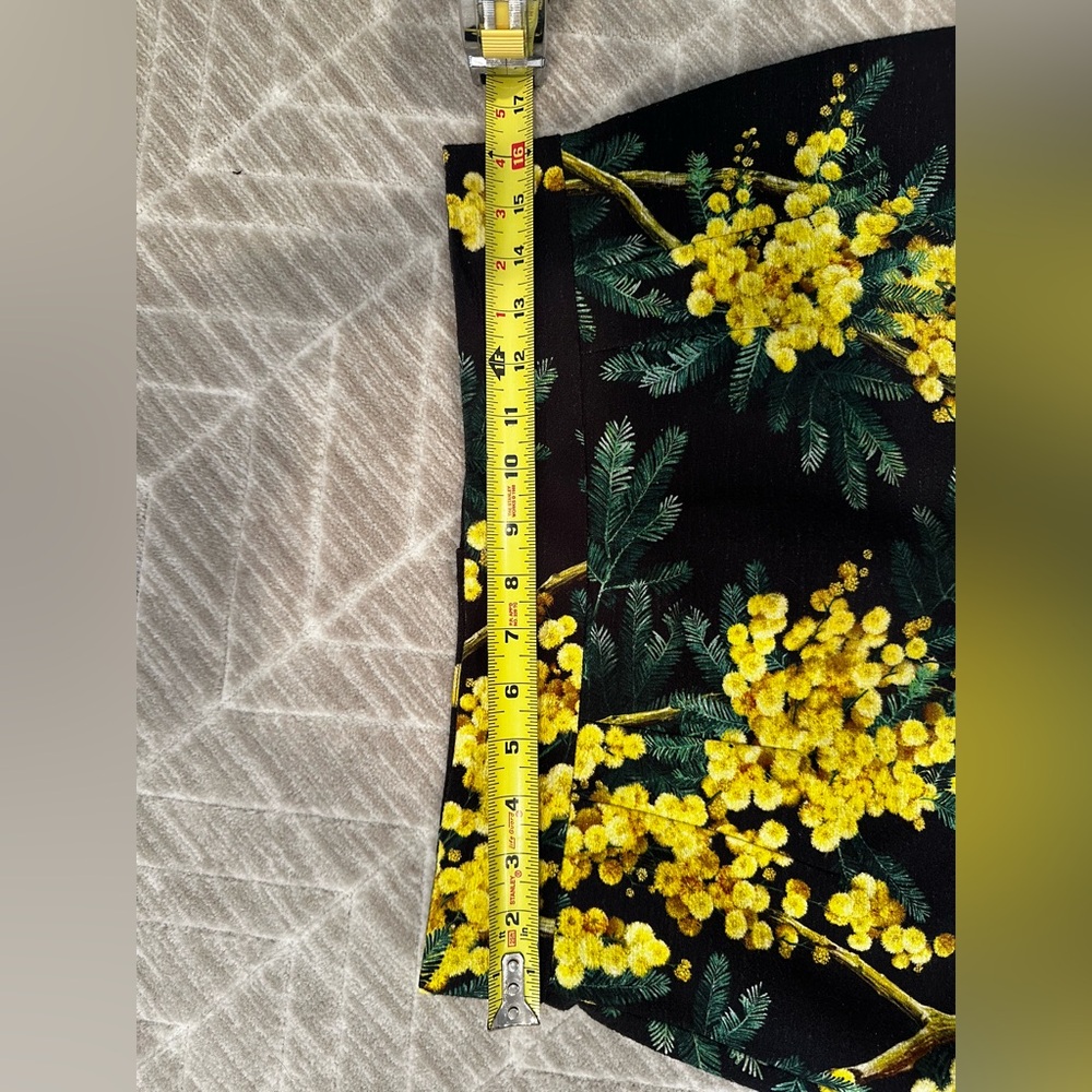 Dolce & Gabbana  Black & Yellow Floral Acacia Mimosa Print Crepe Skirt size 46 L - Picture 7 of 12
